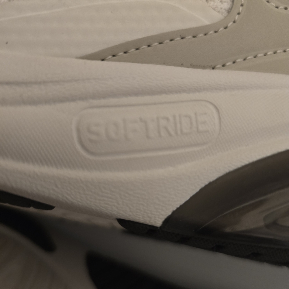 PUMA SoftRide Off White Gym Sneakers Cell Thrill Athletic Shoes Mens Size 8.5 - Picture 11 of 17